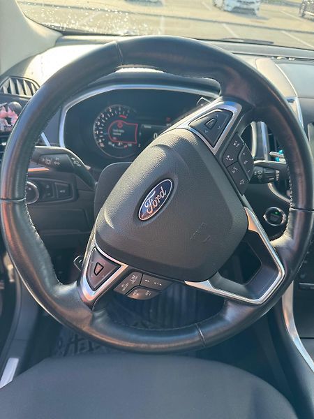 Ford Edge (2018) ST-Line, 4x4, automat, kamera - fotka 5 z 15