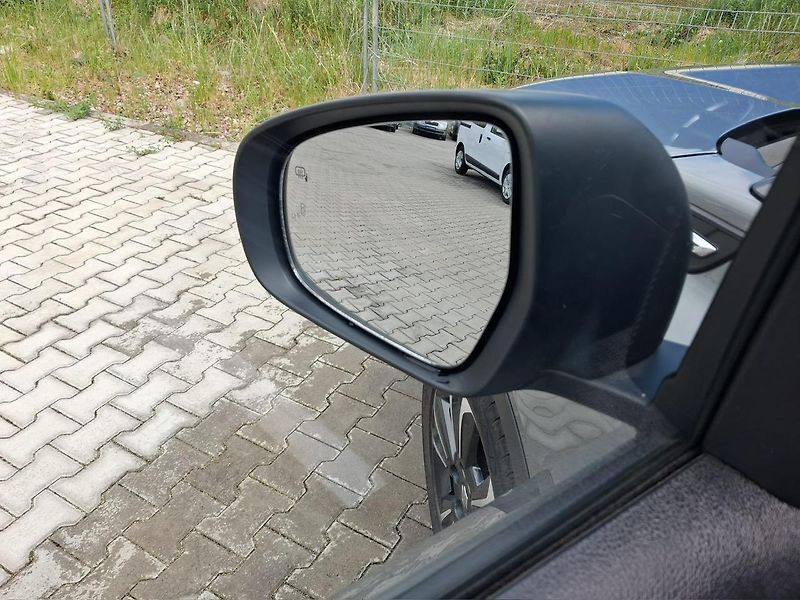 Suzuki Vitara 1,4 BoosterJet Elegance Allgri - fotka 24 z 27