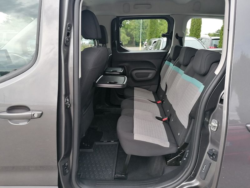 Citroën Berlingo (2021) XL 1.5 BlueHdi Shine Navi - fotka 11 z 32