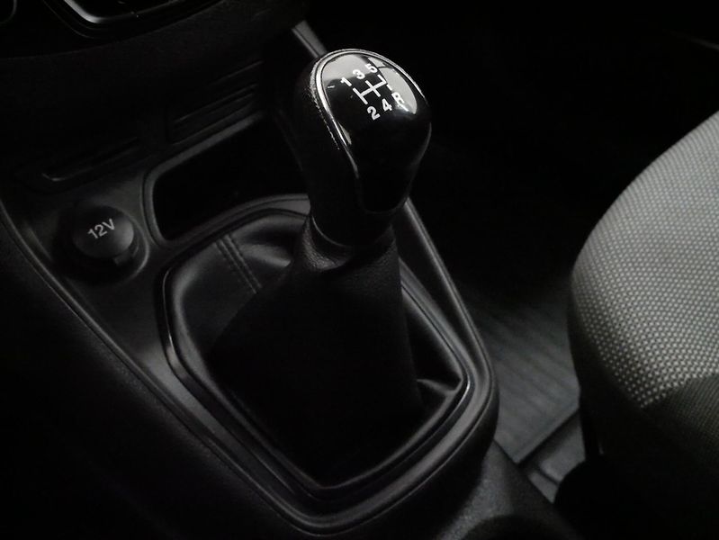 Ford Tourneo - fotka 19 z 22