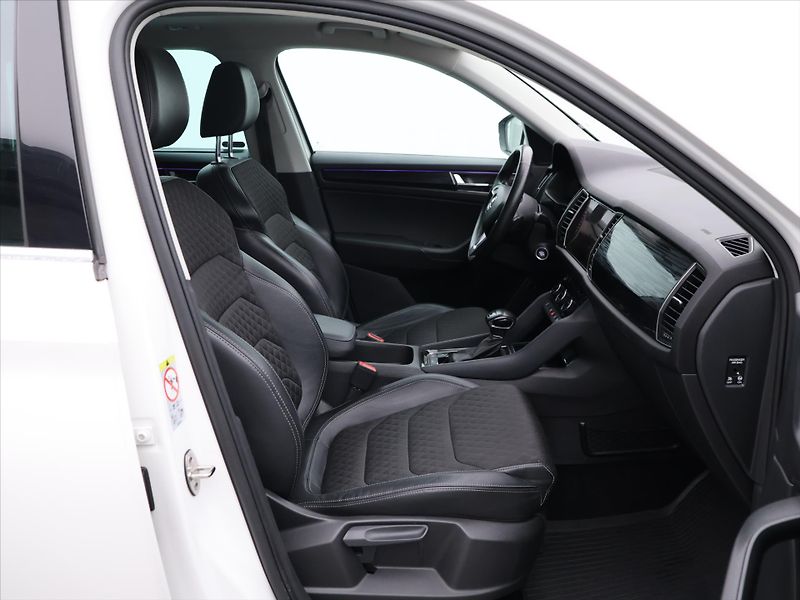 Škoda Kodiaq 2,0 TDI 140kW DSG 4x4 Style CZ - fotka 13 z 32