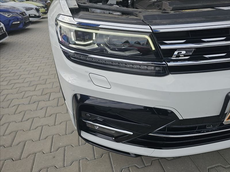 Volkswagen Tiguan Allspace 2,0TDi176KW R-Line Webasto - fotka 46 z 51