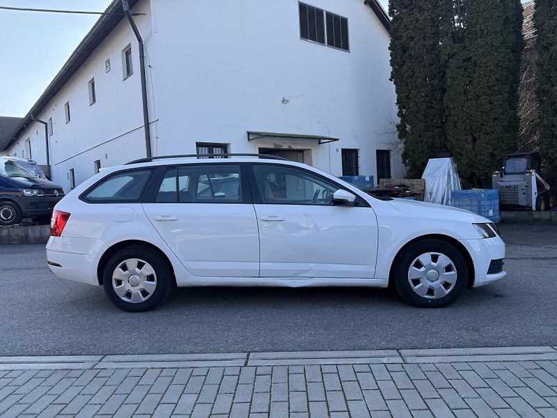 Škoda Octavia 1.6 TDI 85 kW - fotka 8 z 22
