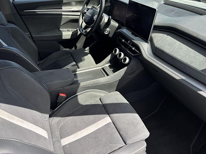 Škoda Kodiaq (2025) 2.0 TDI 4x4 DSG Sportline - fotka 9 z 30