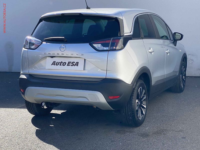 Opel Crossland (2023) 1.2T, Elegance, LED, kamera - fotka 4 z 17