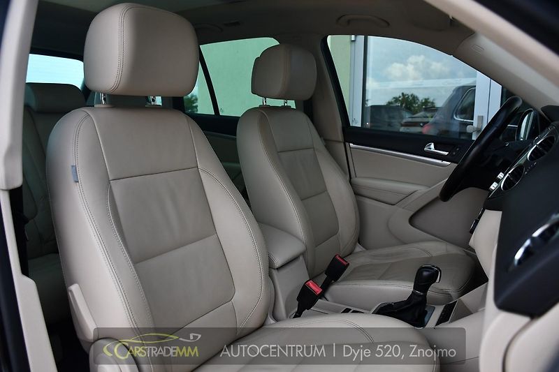 Volkswagen Tiguan 2.0TDi 103kW PANO TAŽNÉ - fotka 15 z 54
