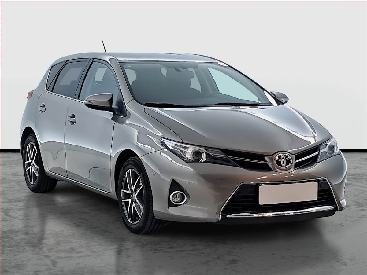 Toyota Auris 1.6 Valvematic, Automat