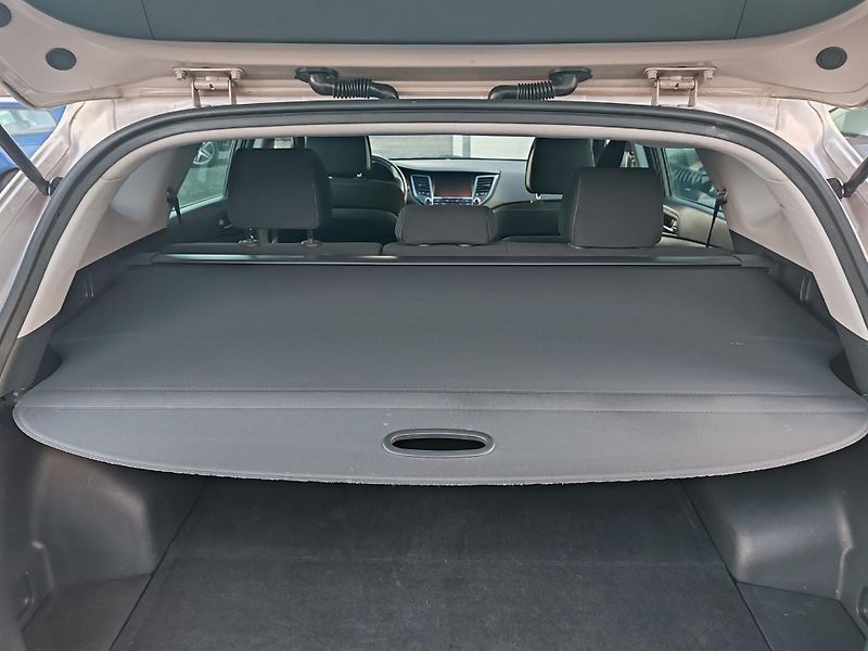 Hyundai Tucson 1.7 CRDi 1. májitel - fotka 10 z 24