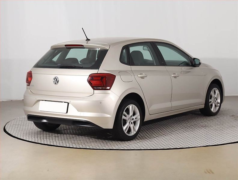 Volkswagen Polo (2017) 1.0 TSI, Tempomat - fotka 5 z 15