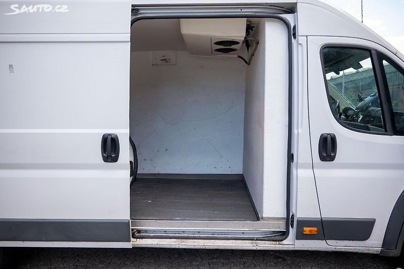 Fiat Ducato (2017) 2.3 130 kW / Chladící nástavba - fotka 9 z 28