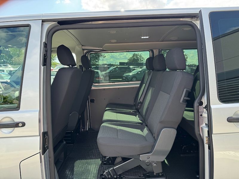 Volkswagen Transporter (2022) LR 2.0 TDI 103kW 4Motion - fotka 16 z 34