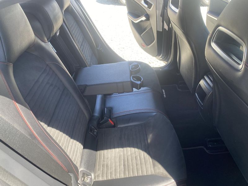 Mercedes-Benz CLA 220D 170PS AMG SERVIS MB - fotka 126 z 160