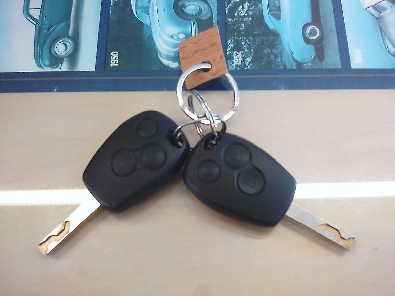 Renault Kangoo (2008) 1.6i 16V, závěs - fotka 33 z 33