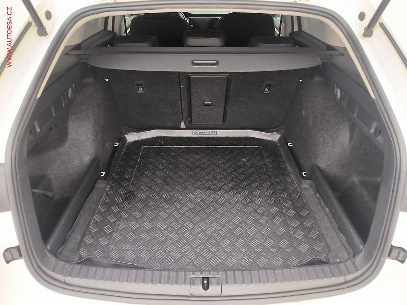 Škoda Octavia (2020) 2.0TDi, ČR, DSG, LED - fotka 7 z 26