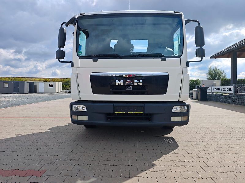 MAN TGL 12.220 NOVÝ 8t hákový nosič  - fotka 2 z 26