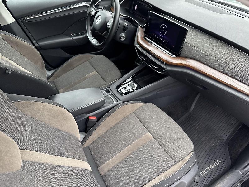 Škoda Octavia (2021) Combi 2.0 TDI 4x4 DSG Scout - fotka 9 z 36