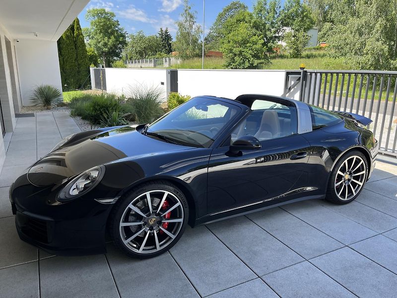 Porsche 911 Targa 4S 991.2 309 kW - fotka 3 z 31