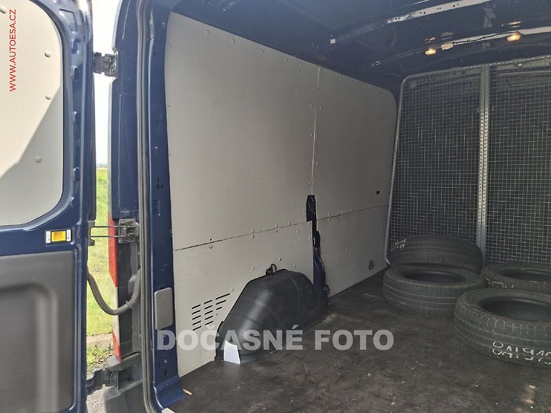 Ford Transit (2020) 2.0TDCi L2H2, ČR, TREND, AC - fotka 16 z 17