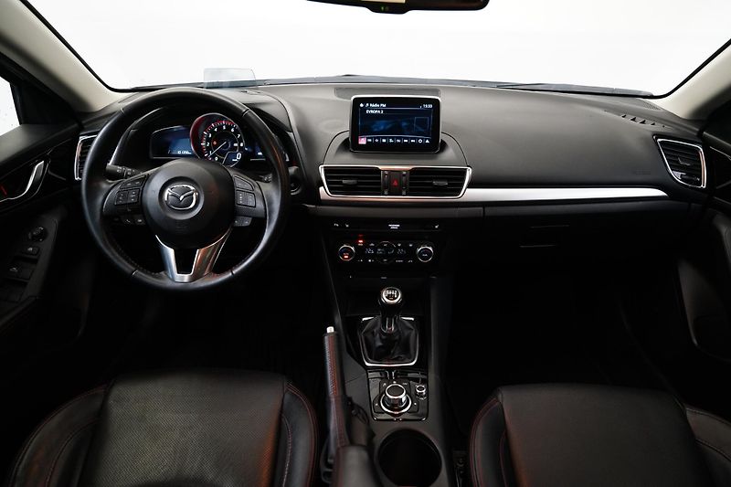 Mazda 3 - fotka 5 z 29