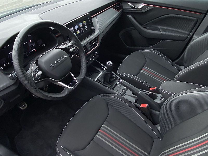 Škoda Scala (2025) 1.0 TSI Monte Carlo - fotka 7 z 29