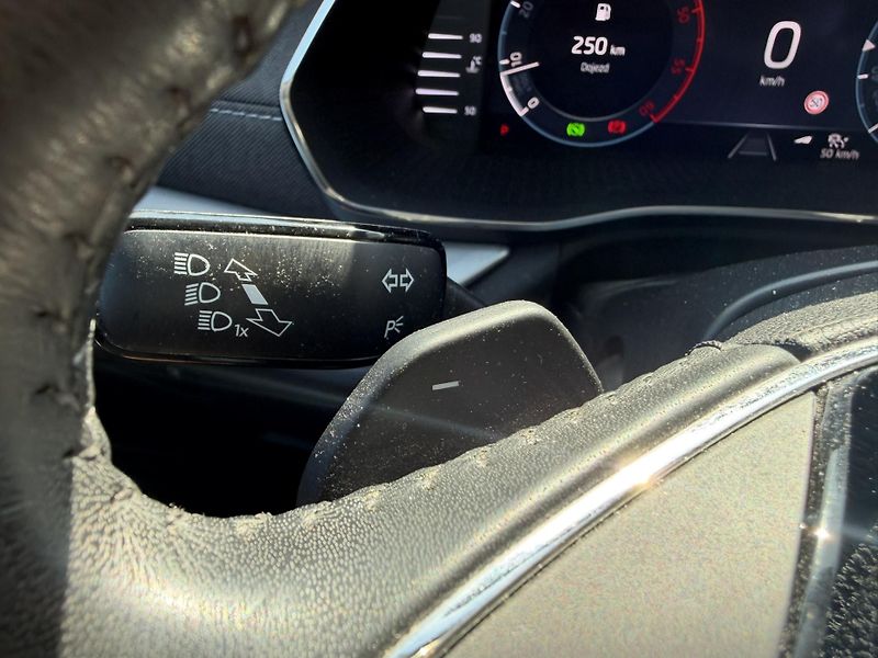 Škoda Octavia (2023) 2.0 Tdi 85kw Dsg Style Combi   - fotka 27 z 36