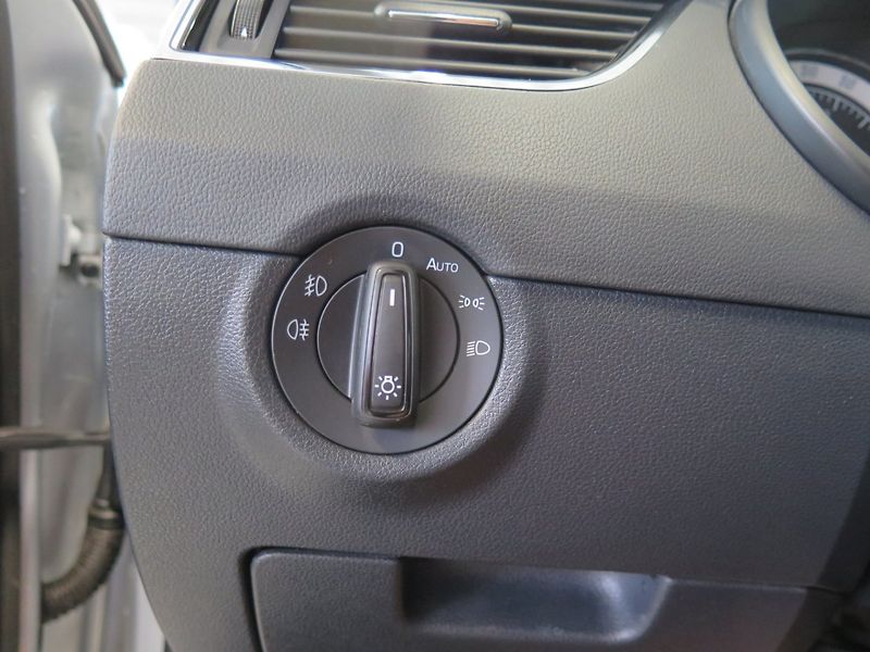 Škoda Octavia (2020) 2.0TDI,DSG,kamera,klim,navi - fotka 14 z 27