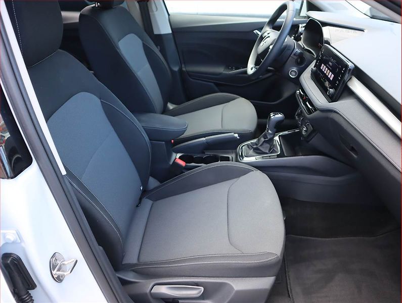 Škoda Fabia (2024) 1.0 TSI, Automat, Serv.kniha - fotka 9 z 22