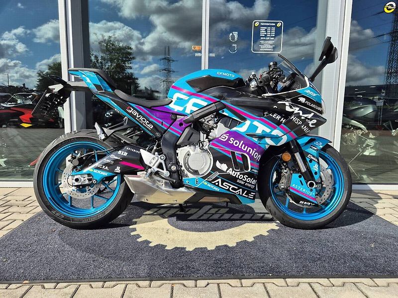 CFMOTO (2026) 675 SR-R GP edition - fotka 4 z 20
