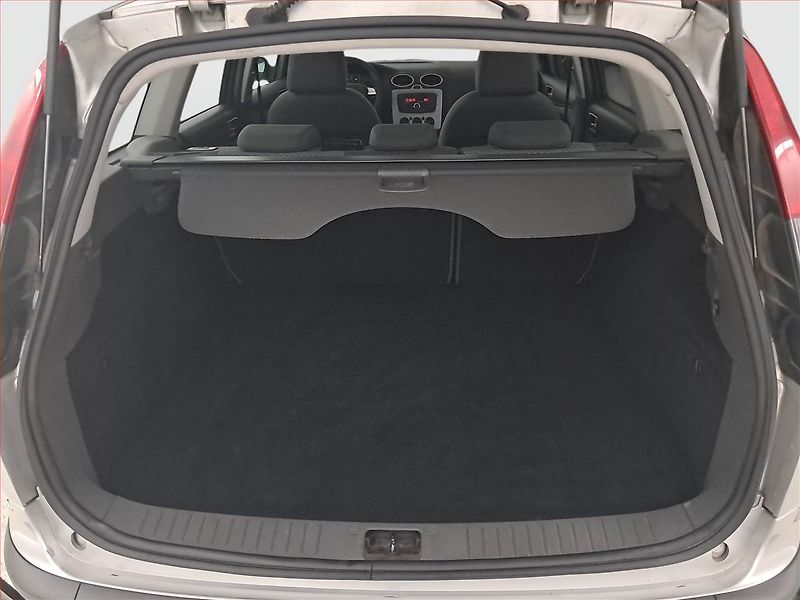 Ford Focus (2007) 1.6 16V, po STK, jezdí výborně - fotka 13 z 13