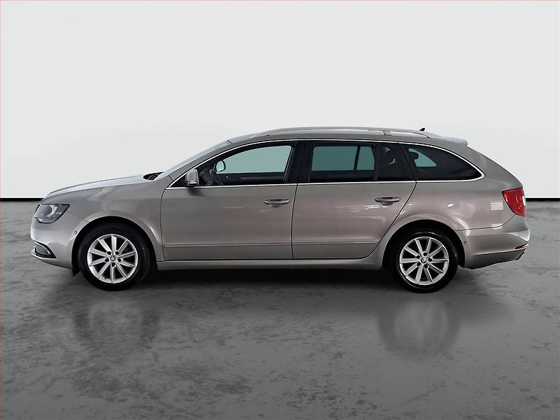 Škoda Superb (2014) Ambition 1.6 TDI, Navi - fotka 3 z 18