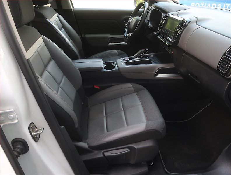 Citroën C5 Aircross (2019) BlueHDi 130, Automat, Kůže - fotka 9 z 21