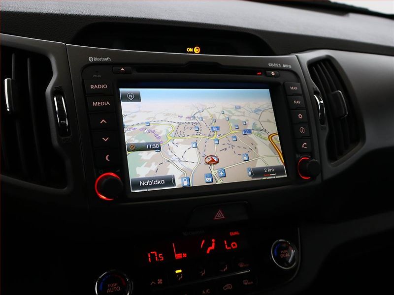 Kia Sportage (2013) 1.6 GDI - fotka 11 z 17