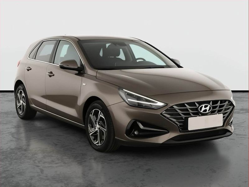 Hyundai i30 (2023) Smart 1.5 T-GDI, Automat, ČR - fotka 1 z 21