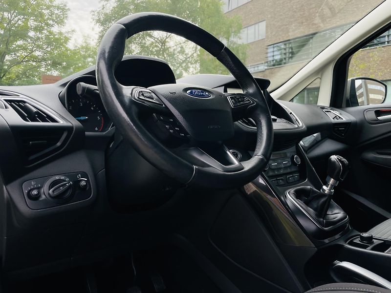 Ford C-MAX 2.0TDCi MANUÁL VÝHŘEV TAŽNÉ  - fotka 28 z 45