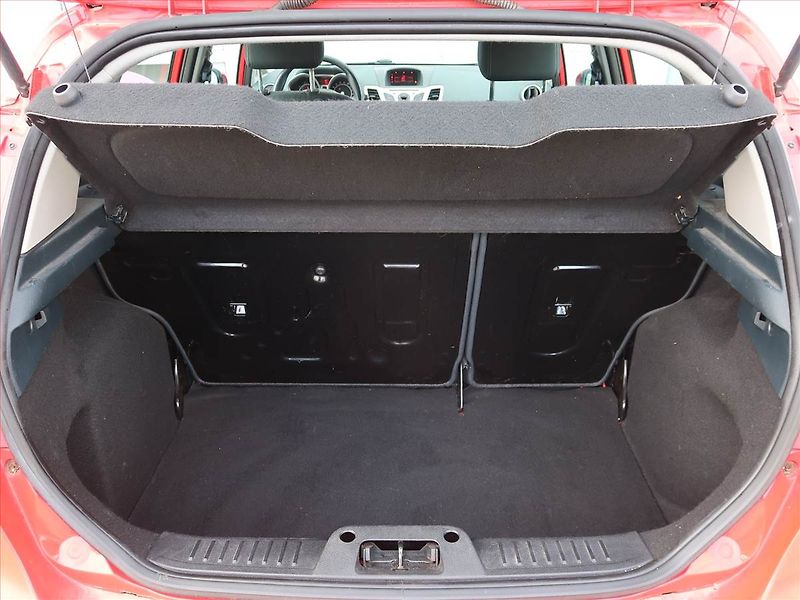 Ford Fiesta (2010) 1.25 16V, Serv.kniha - fotka 13 z 16