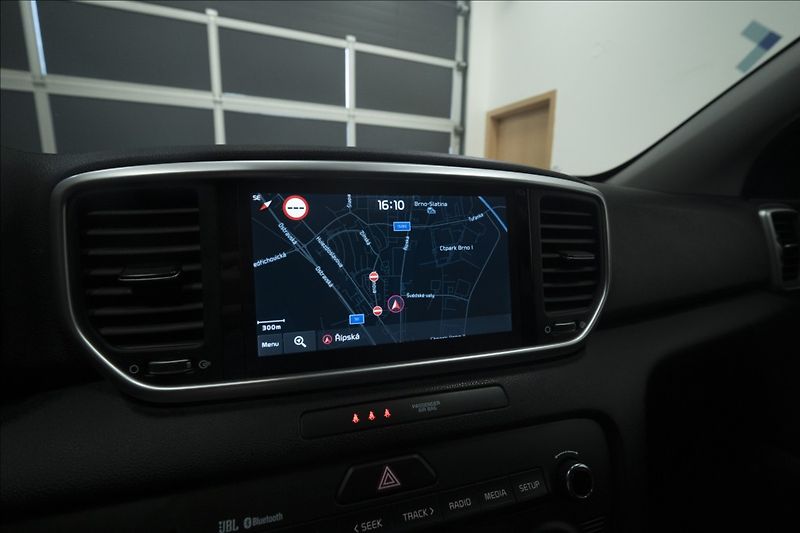 Kia Sportage 1,6 CRDi NAVI KAMERA VÝHŘEV ČR - fotka 35 z 49