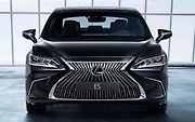 Lexus ES.
