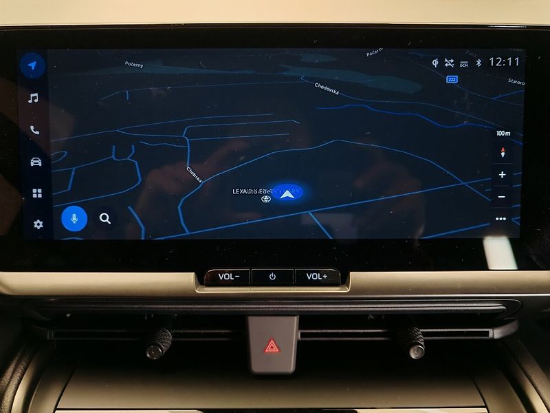 Toyota C-HR 2.0 Hybrid E-CVT Style - fotka 31 z 39