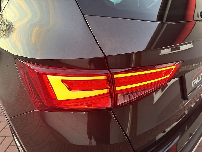 Seat Ateca (2018) 1.4TSi LED Navi Kamera ACC - fotka 45 z 50