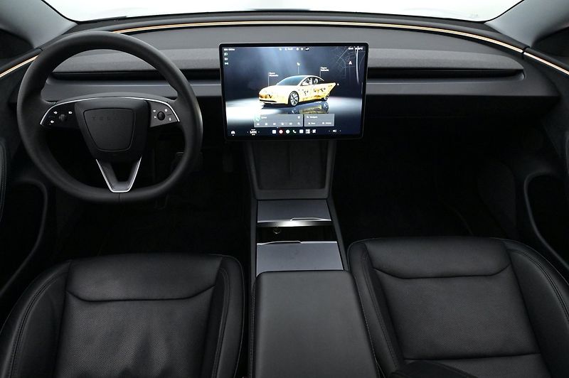 Tesla Model 3 Long Range AWD SoH 93% - fotka 9 z 26