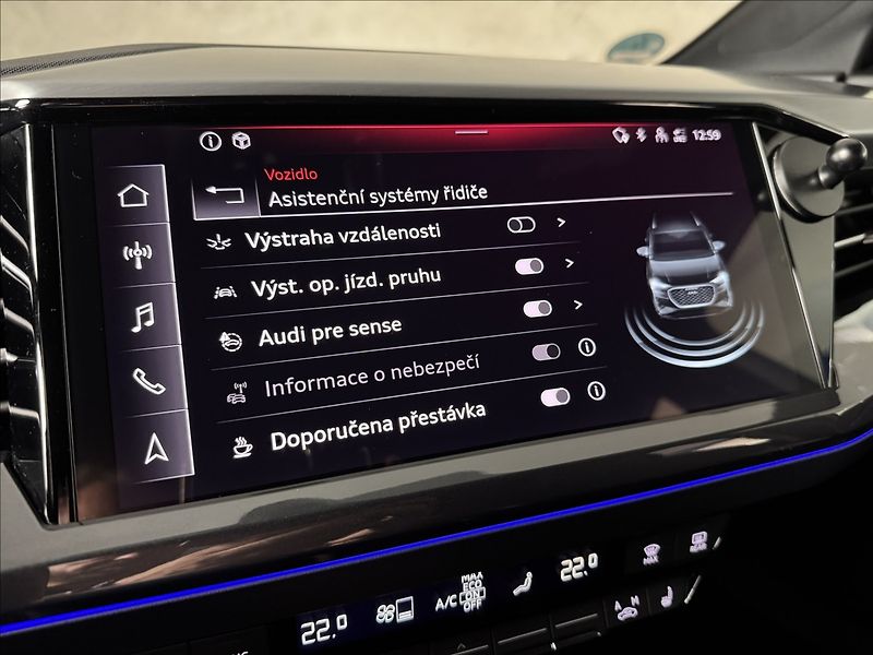 Audi Q4 e-tron 150kW S-Line LED Kamera - fotka 25 z 45