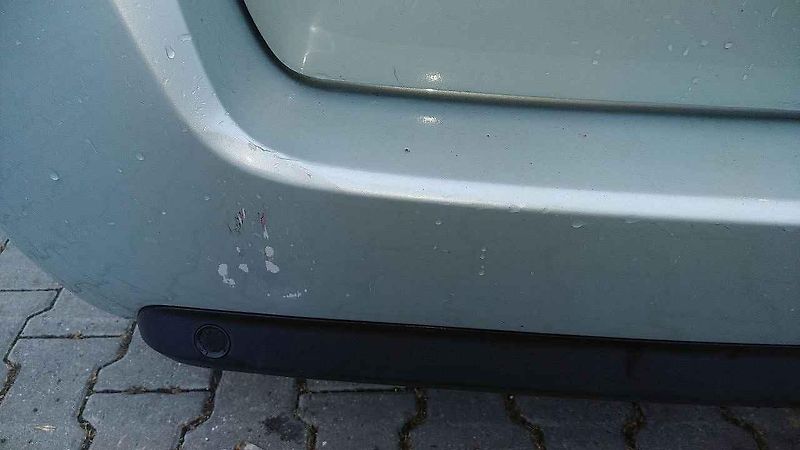 Druhá generace působí dojmem evoluce generace první, kterou pro Opel nakreslila vývojová kancelář Porsche.