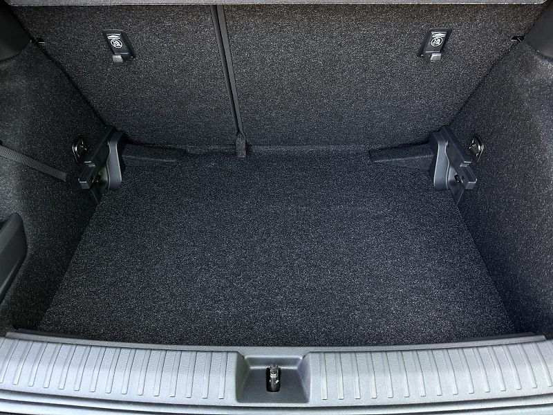 Škoda Kamiq 1.0TSi 116PS 2Z.KLIMA Tempomat - fotka 36 z 38
