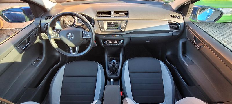 Škoda Fabia (2016) 3 1,2TSi 66kW benzín „JOY“ - fotka 16 z 38