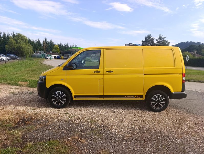 Volkswagen Transporter (2015) 2.0 TDi 84kw tažné 2x b.dv DPH - fotka 2 z 21