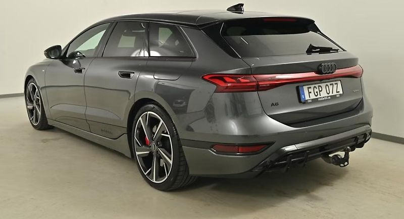 Audi A6 Avant e-tron Q 360k Tech Pro Pano - fotka 4 z 8