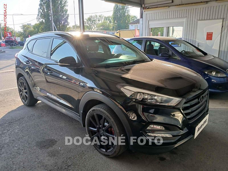 Hyundai Tucson (2016) 1.7 CRDi, 2.maj,ČR, servis - fotka 1 z 3