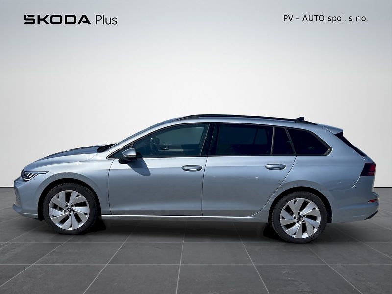 Volkswagen Golf Variant (2024) 1,5 eTSI 85 kW Life - fotka 3 z 34