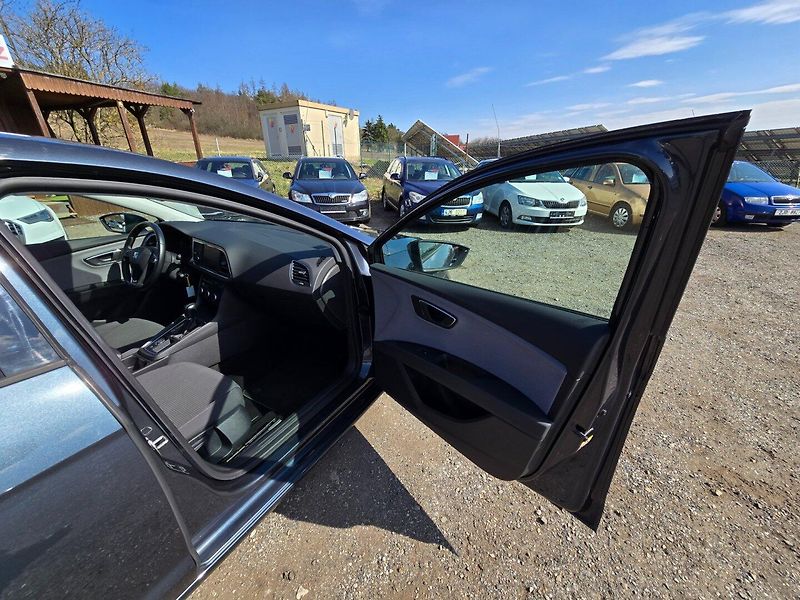 Seat Leon (2021) 1.5 TSGi Style DSG - fotka 20 z 22