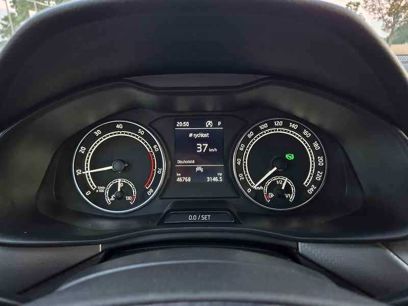 Škoda Scala 1.0 TSI 81 kW Style AT CZ DPH - fotka 27 z 27